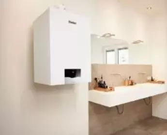 kocioł gazowy zamontowany w łazience