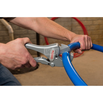 Obcinak grzechotkowy RC - 1625 do rur z tworzywa sztucznego 3 - 42 mm